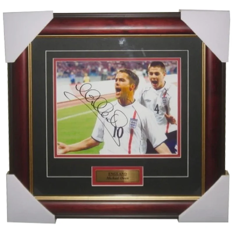 Michael Owen England Signed Photo Framed - 2832